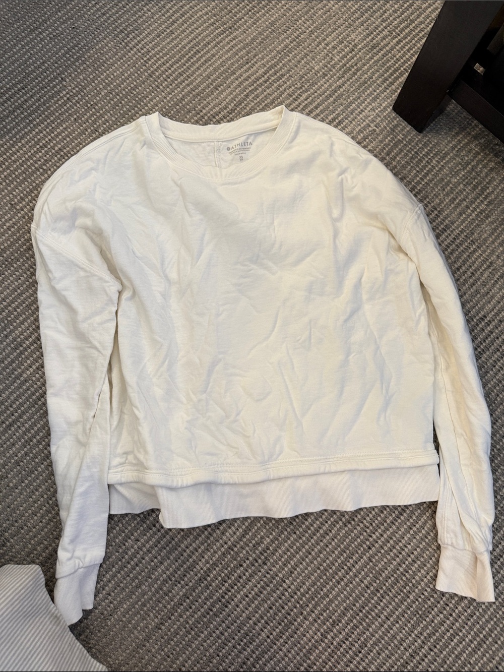 Athleta Sundown Sweatshirt in Cream